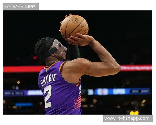 里德表现低迷全场仅得6分9板三分球命中率惨淡