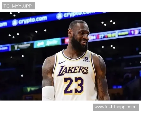 詹姆斯开局火热展现侵略性为拉拉维亚球队奠定胜利基调